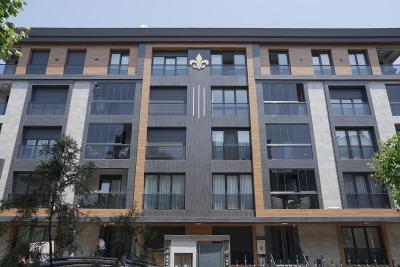 STANDARTLAR SENES YAPI �LE Y�KSEL�YOR