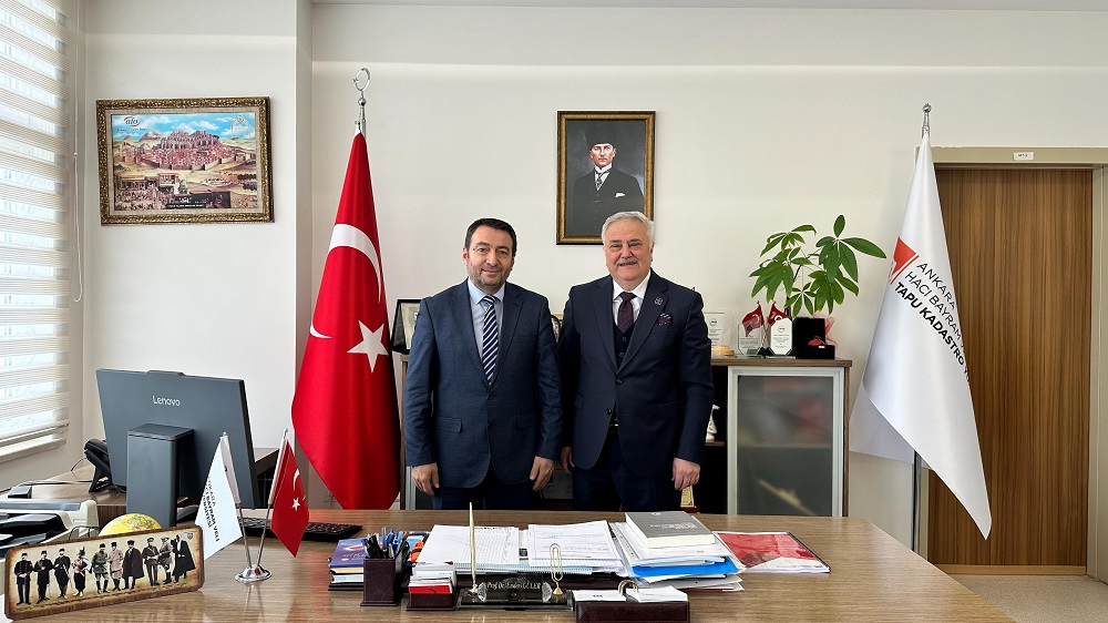 GAYR�MENKUL SEKT�R� �N�VERS�TELERE G�R�YOR