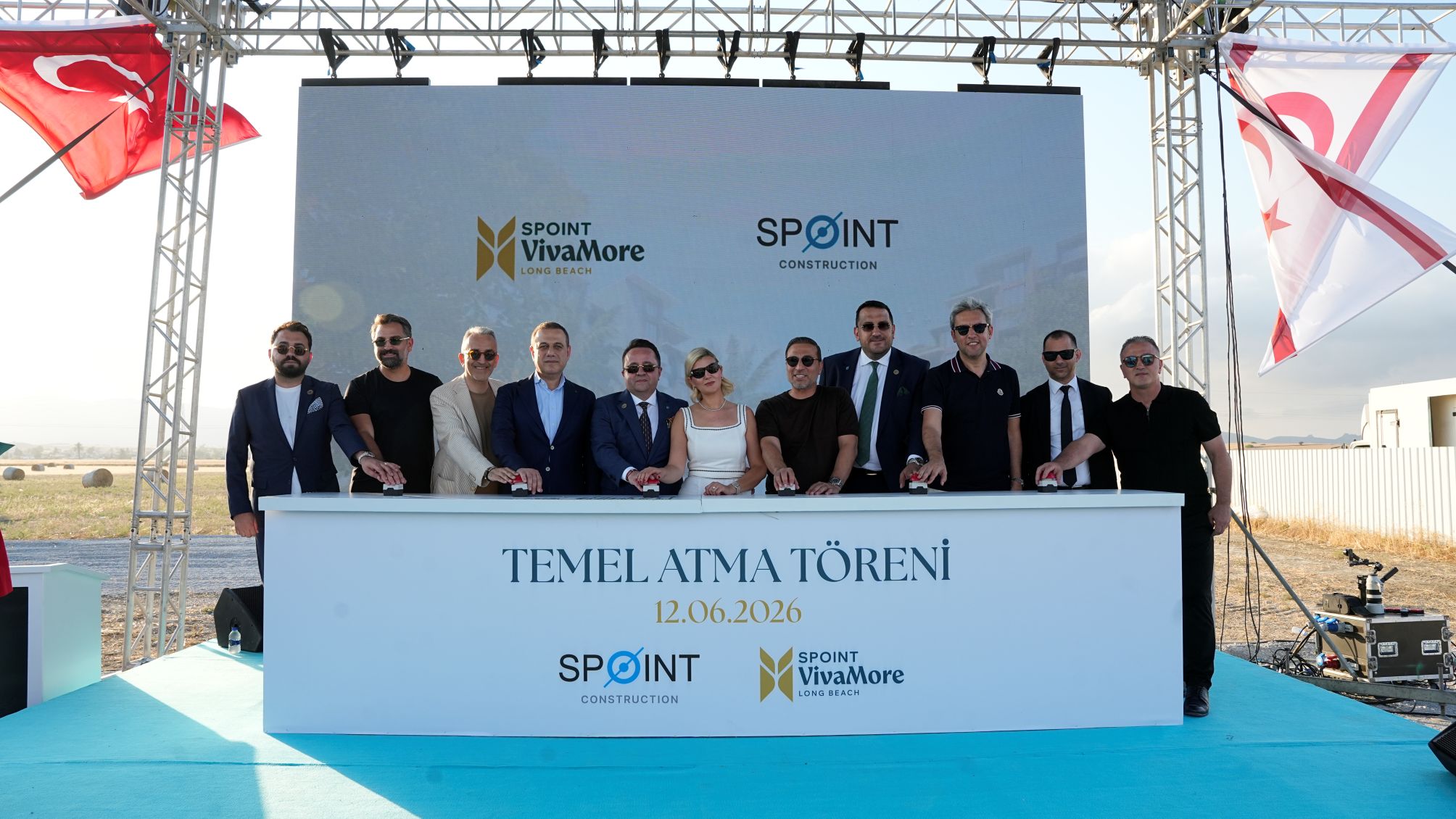 AYRICALIKLI B�R YA�AM VE G��L� B�R YATIRIM SUNUYOR